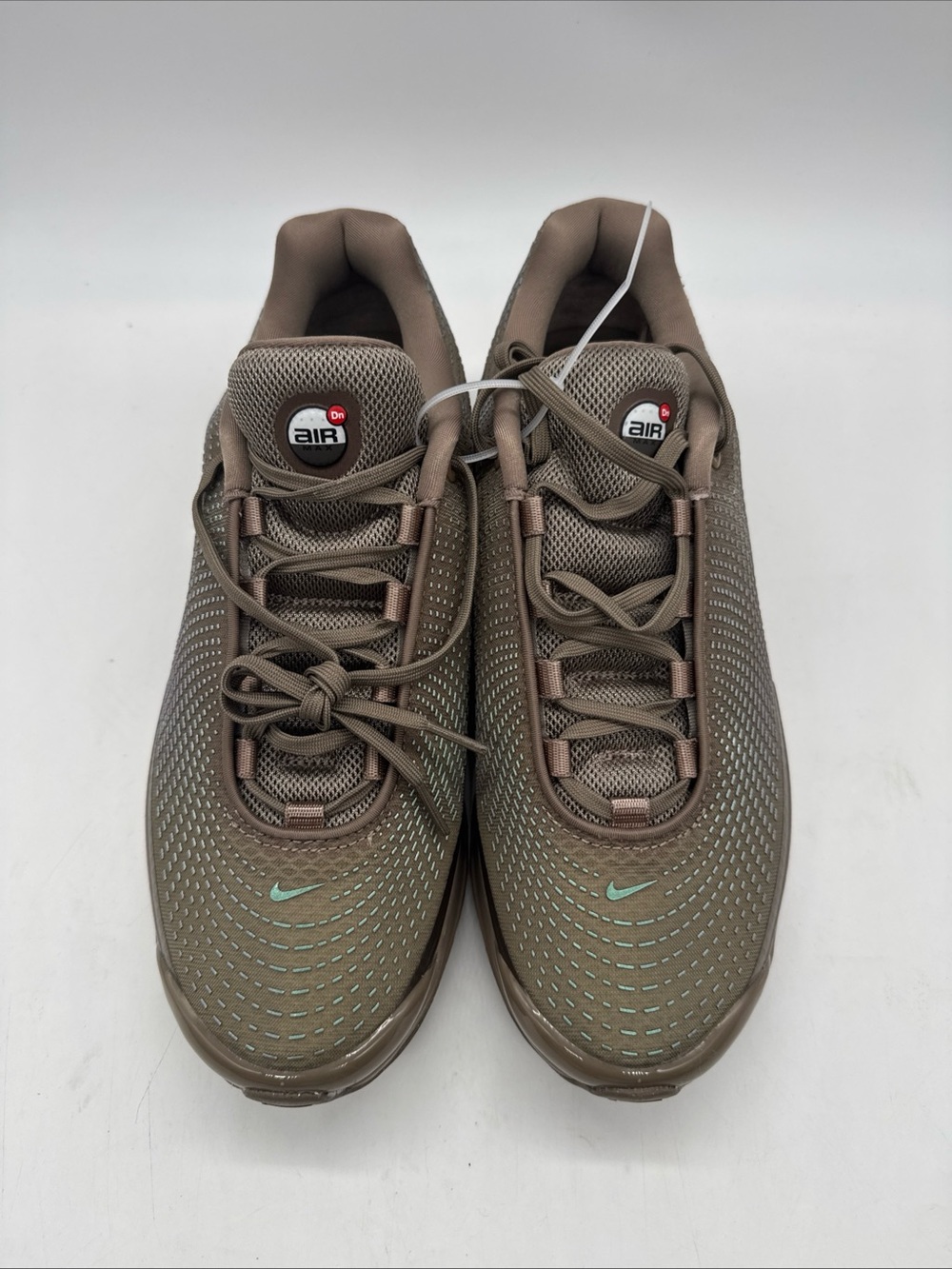 Nike Air Max Dn_Mink Brown/Ironstone-Taupe Haze HV4861-201 US10
